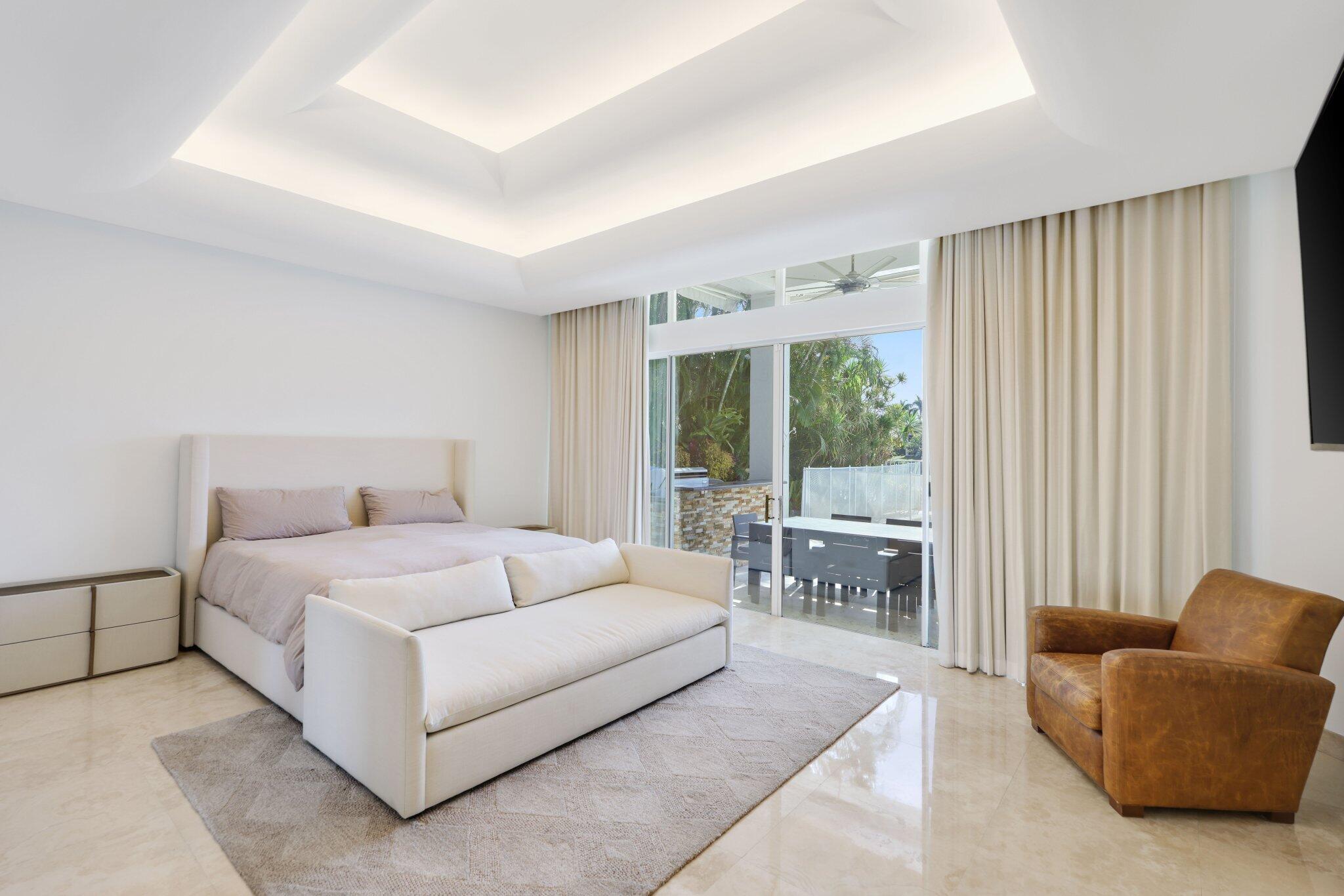 NEWPORT BAY CLUB - Residential