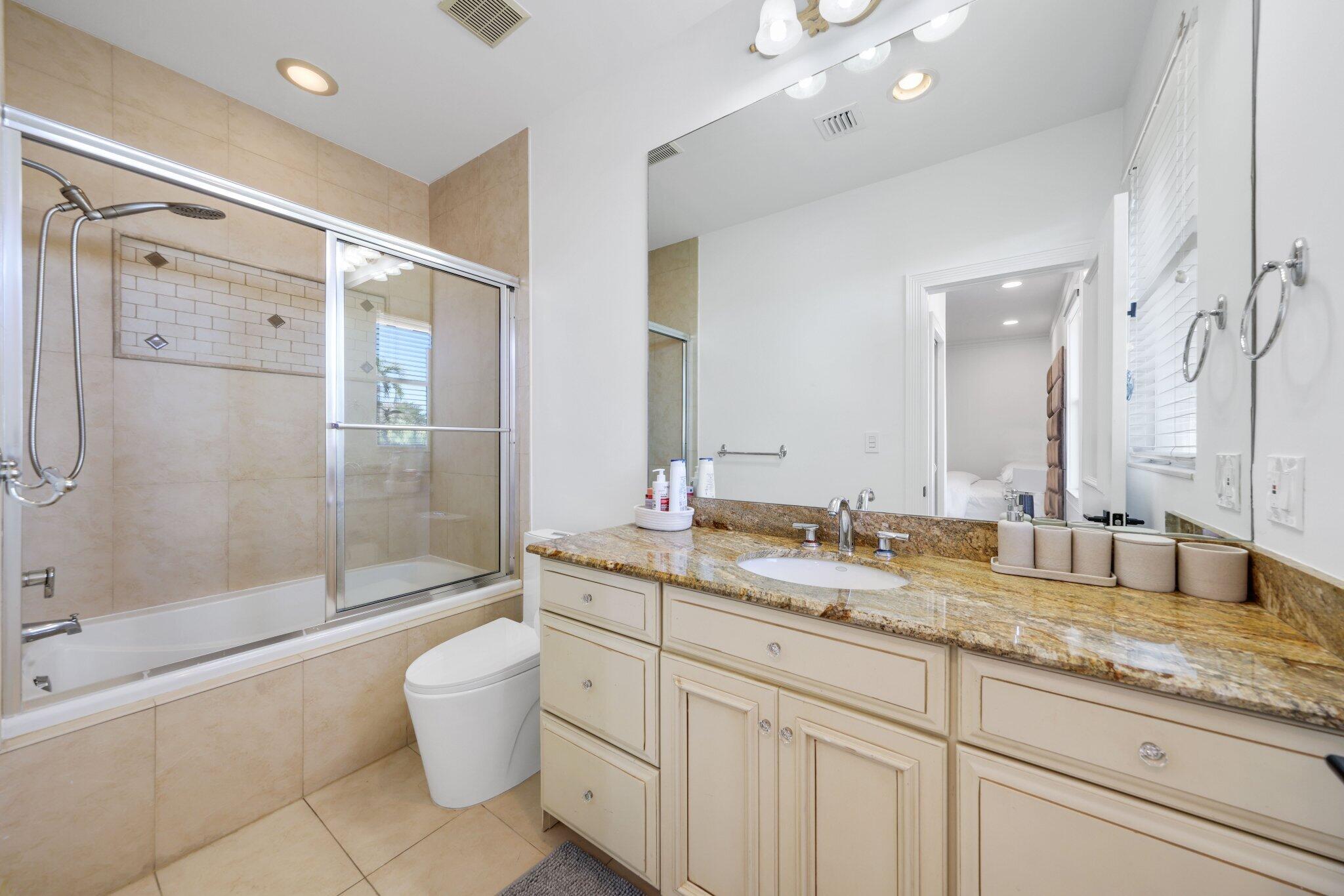 NEWPORT BAY CLUB - Residential