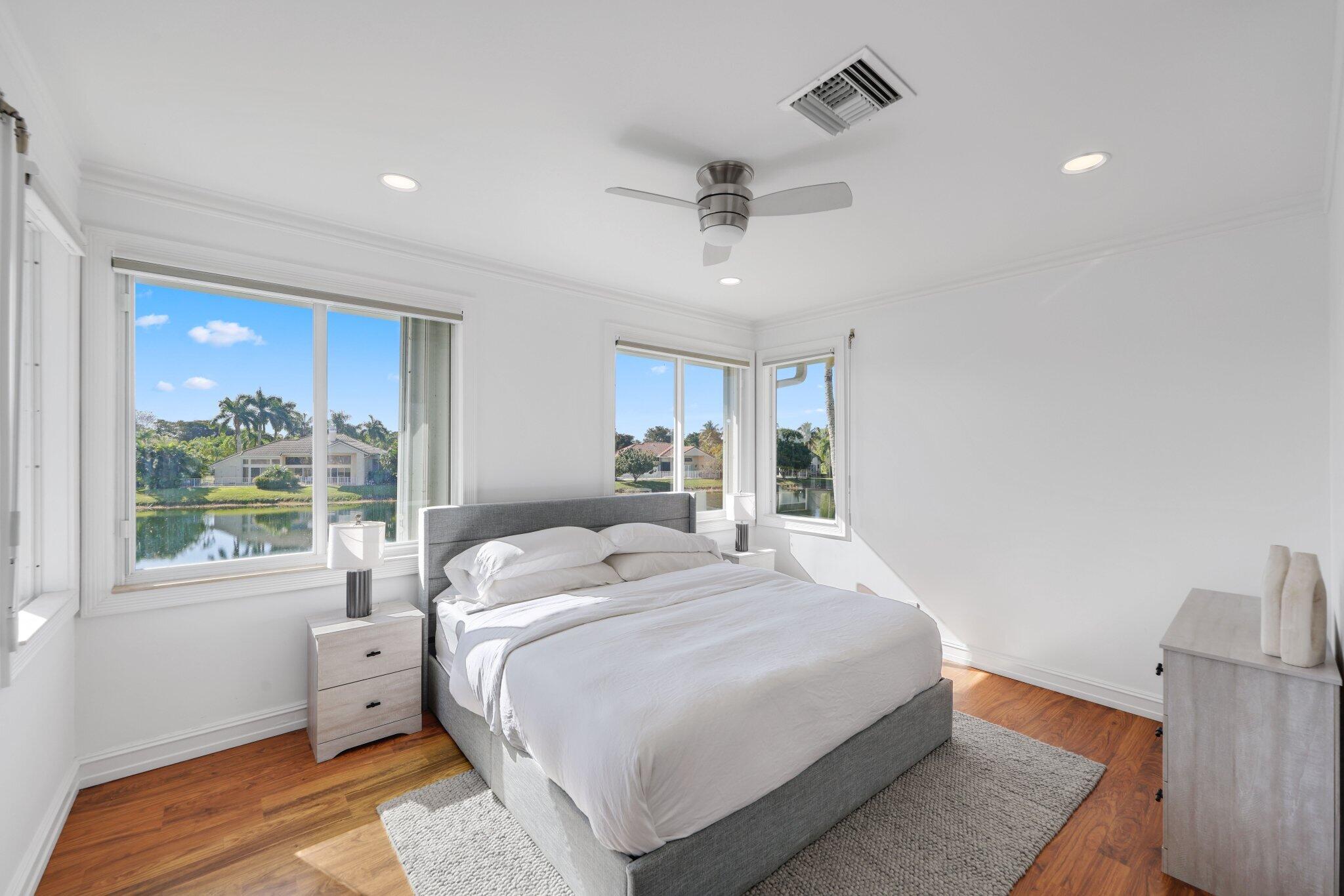 NEWPORT BAY CLUB - Residential