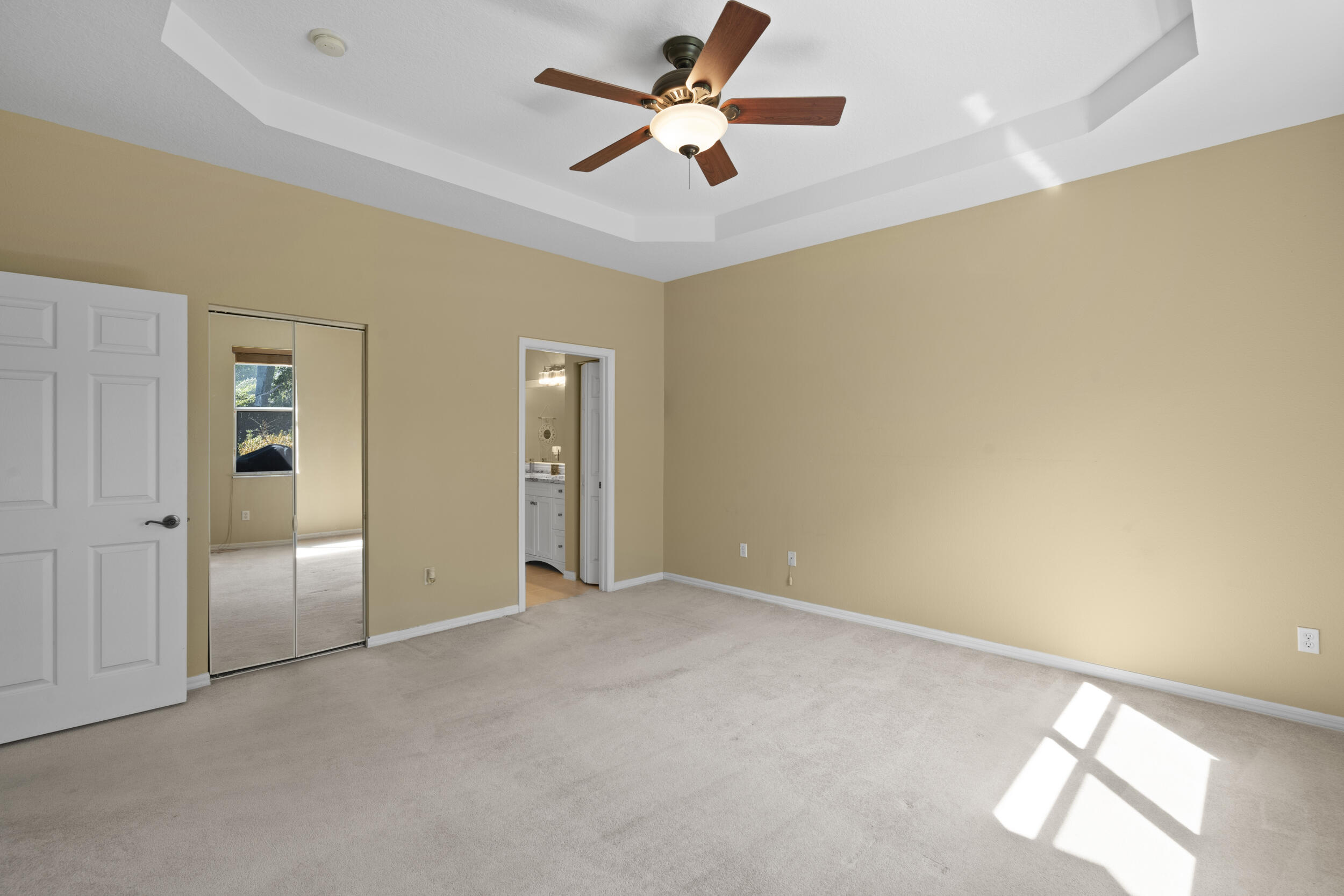 LAKEFOREST POINTE - Residential