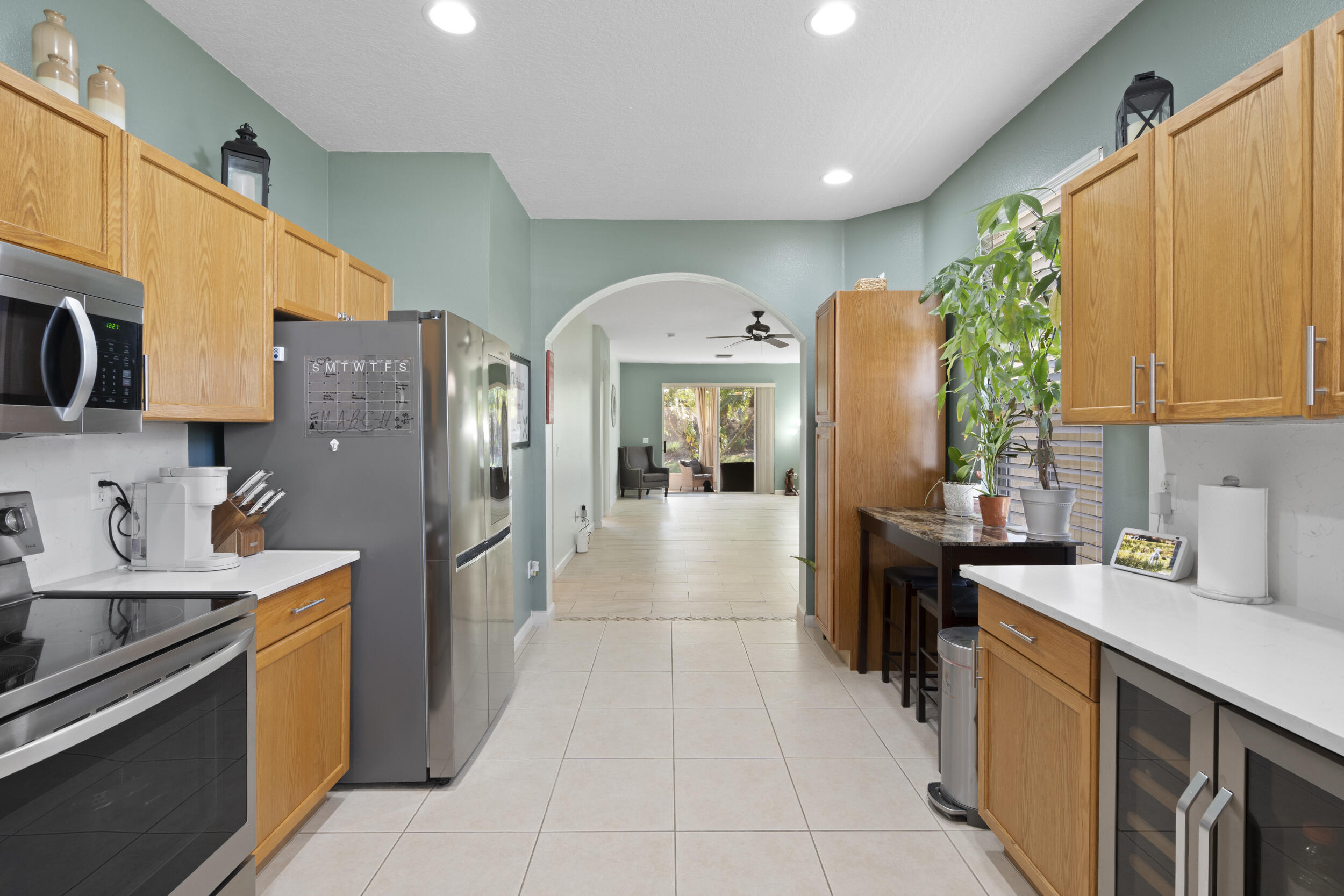 LAKEFOREST POINTE - Residential