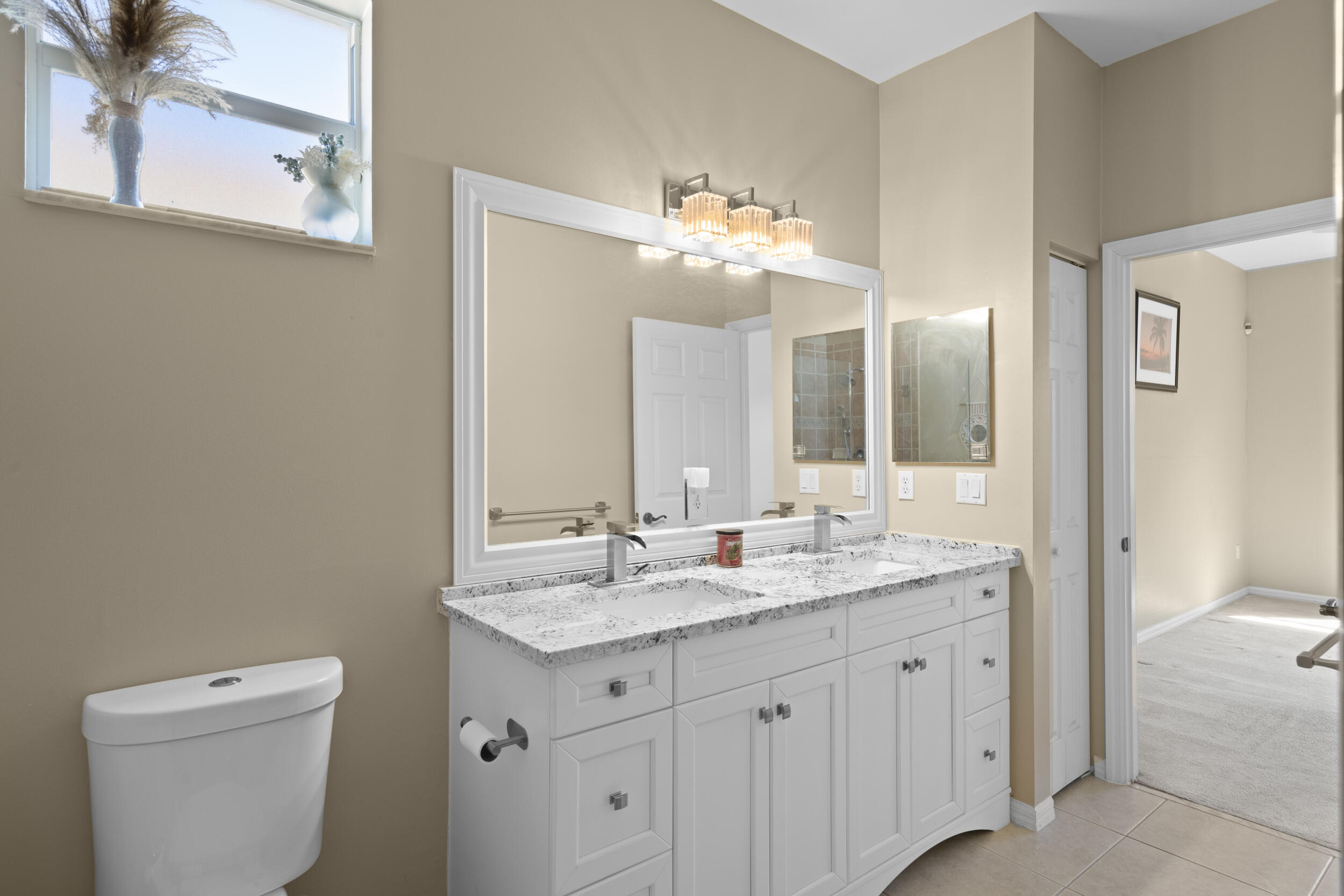 LAKEFOREST POINTE - Residential