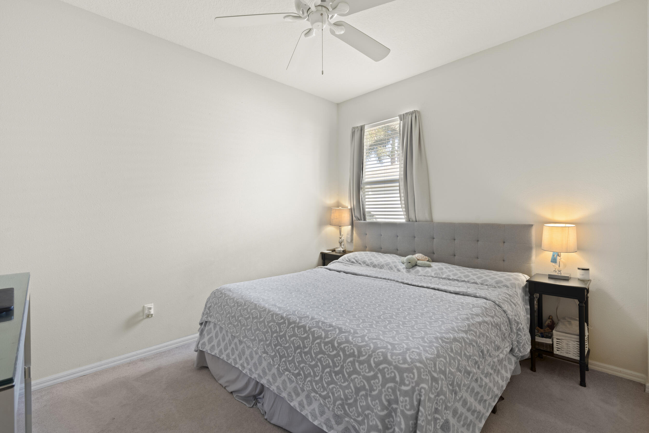 LAKEFOREST POINTE - Residential