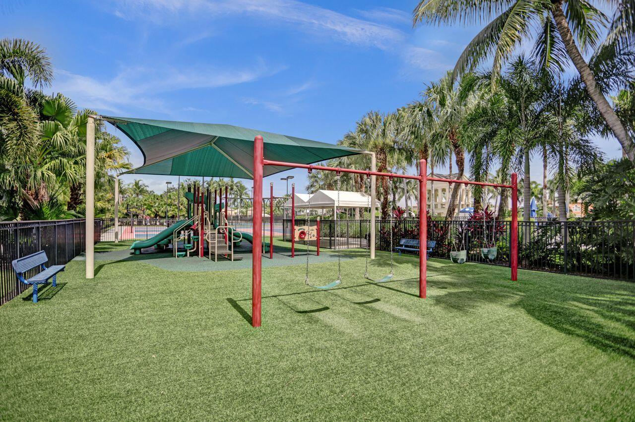 MADISON GREEN 1 - Residential