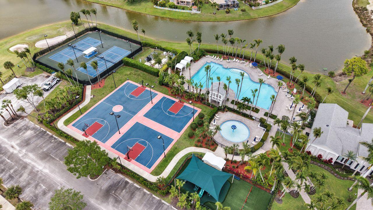 MADISON GREEN 1 - Residential