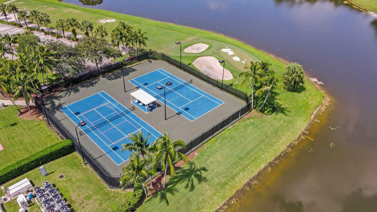 MADISON GREEN 1 - Residential