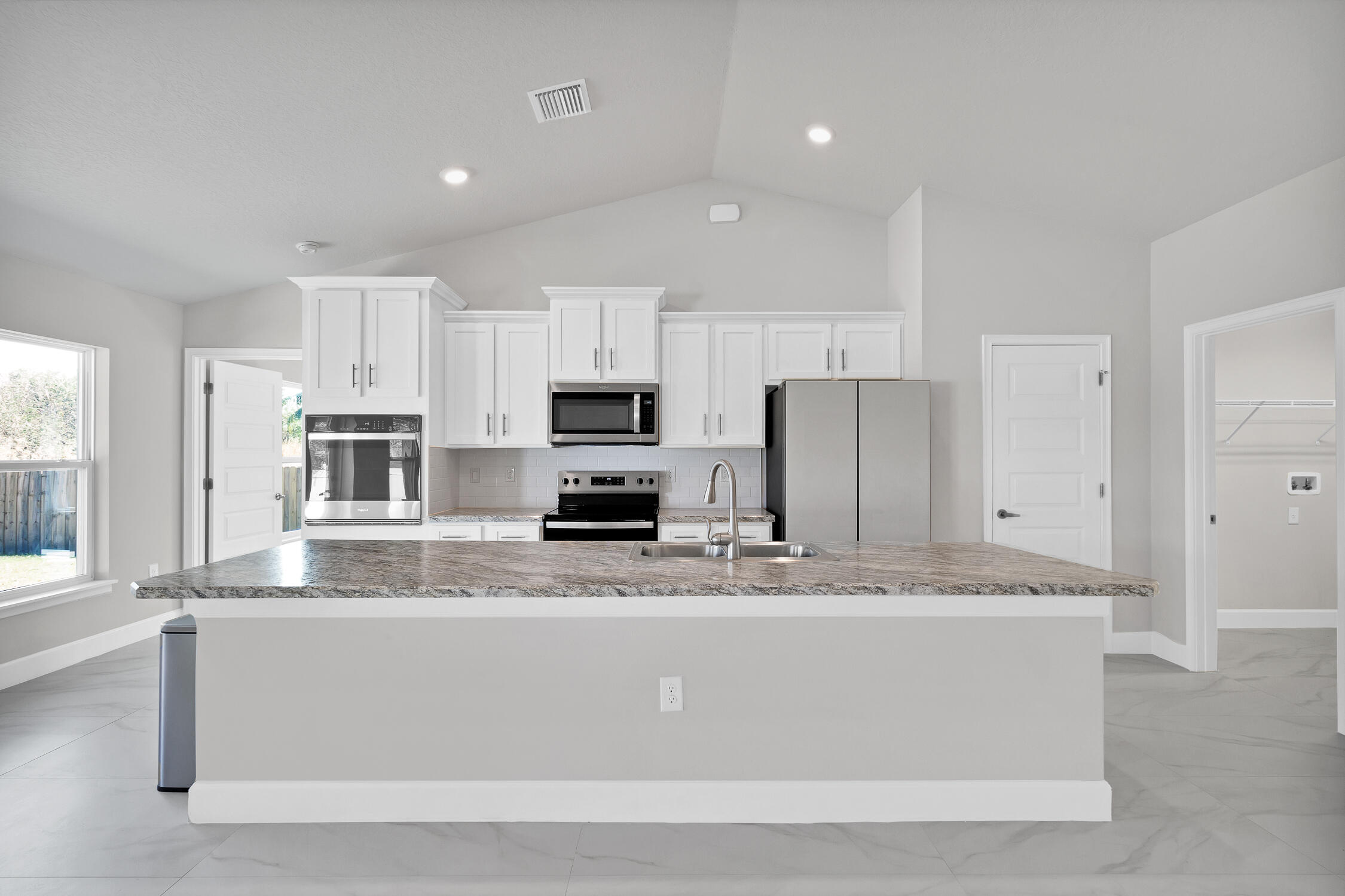 SEBASTIAN HIGHLANDS UNIT 17 - Residential