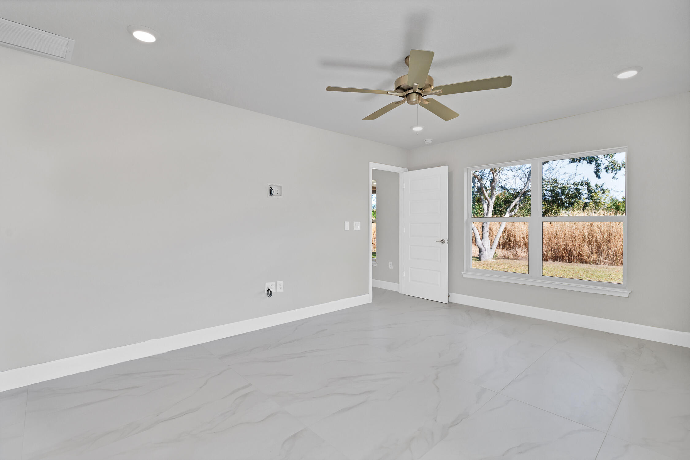 SEBASTIAN HIGHLANDS UNIT 17 - Residential