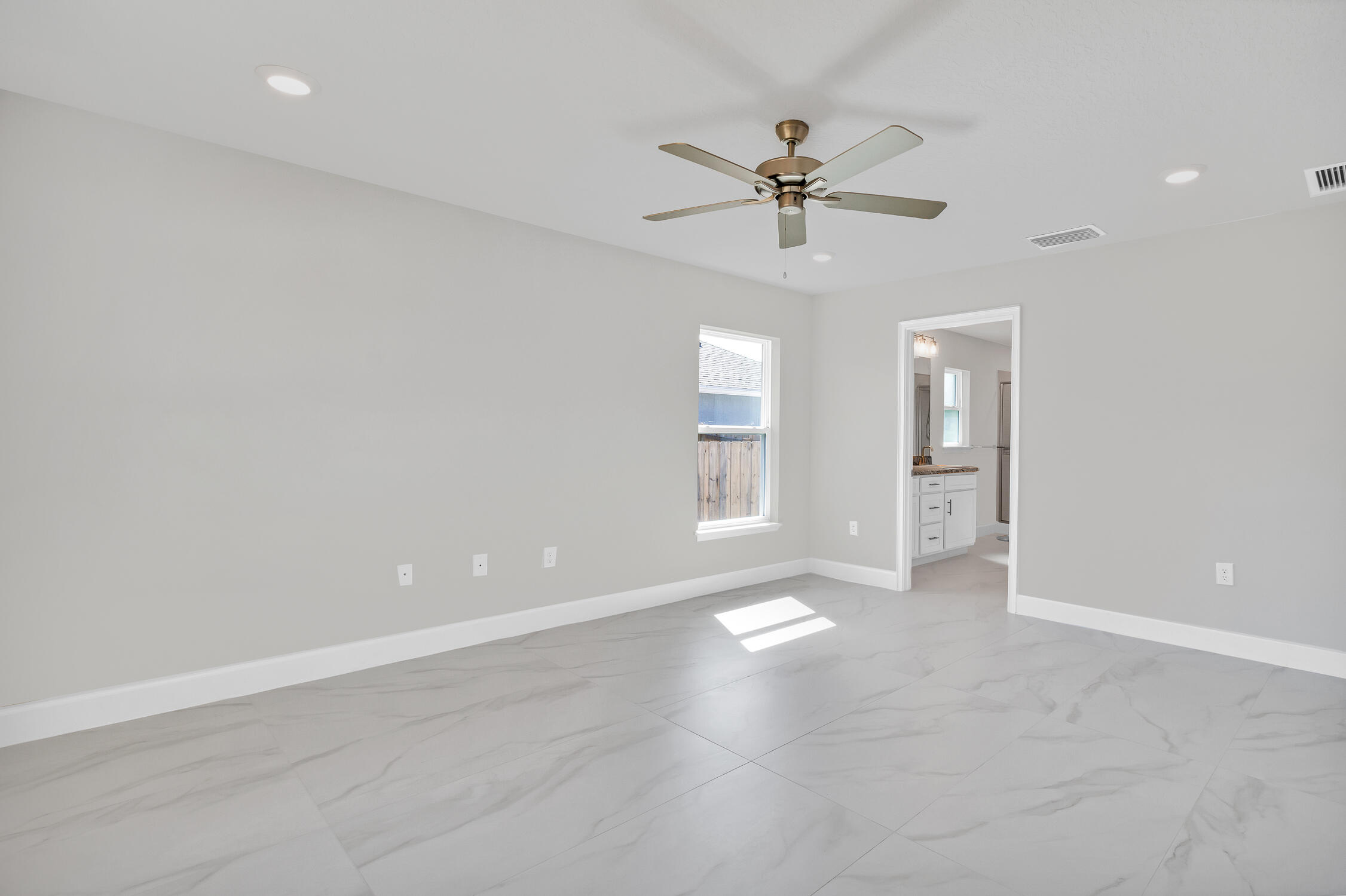 SEBASTIAN HIGHLANDS UNIT 17 - Residential