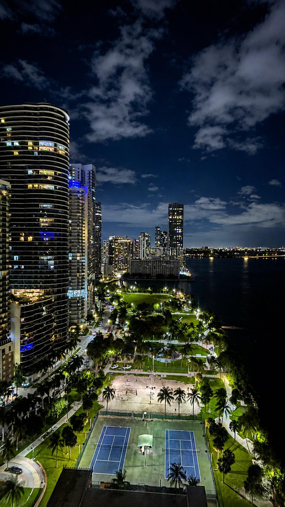 1717 N BAYSHORE Drive A-2935