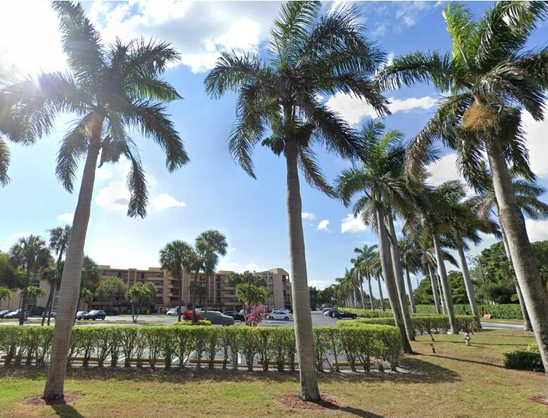 LAVERS DELRAY RACQUET CLUB CONDO - Residential Lease