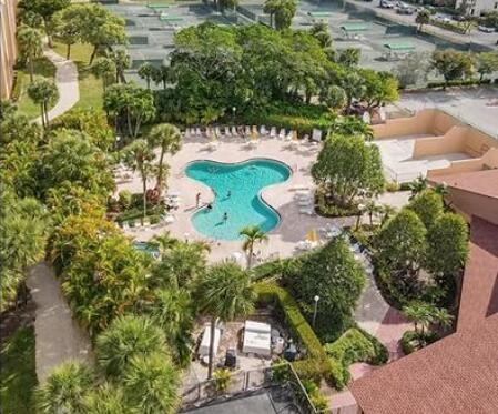 LAVERS DELRAY RACQUET CLUB CONDO - Residential Lease