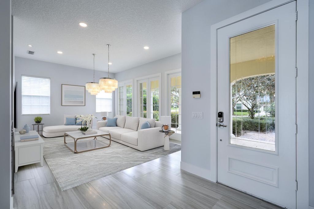 Photo of 400 Fonseca Way, Palm Beach Gardens, FL 33410 (MLS # R10964452)