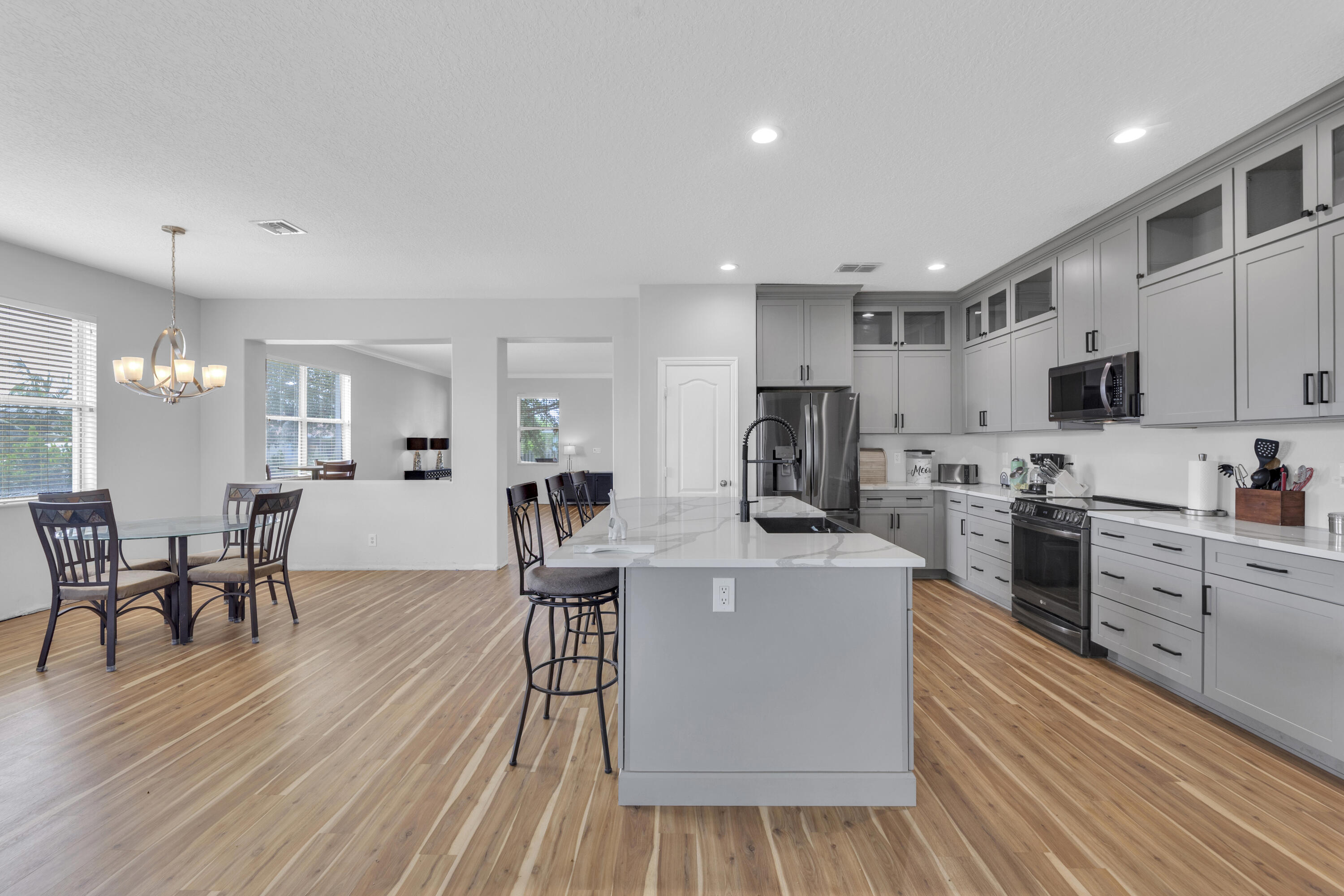 PORT ST LUCIE SECTION 33 - Residential