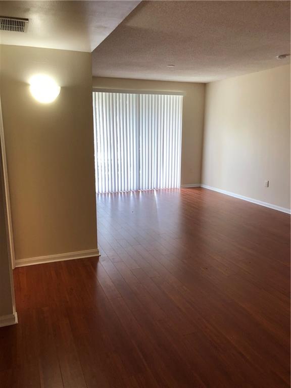 El-Ad Nob Hill Condo - Residential Lease