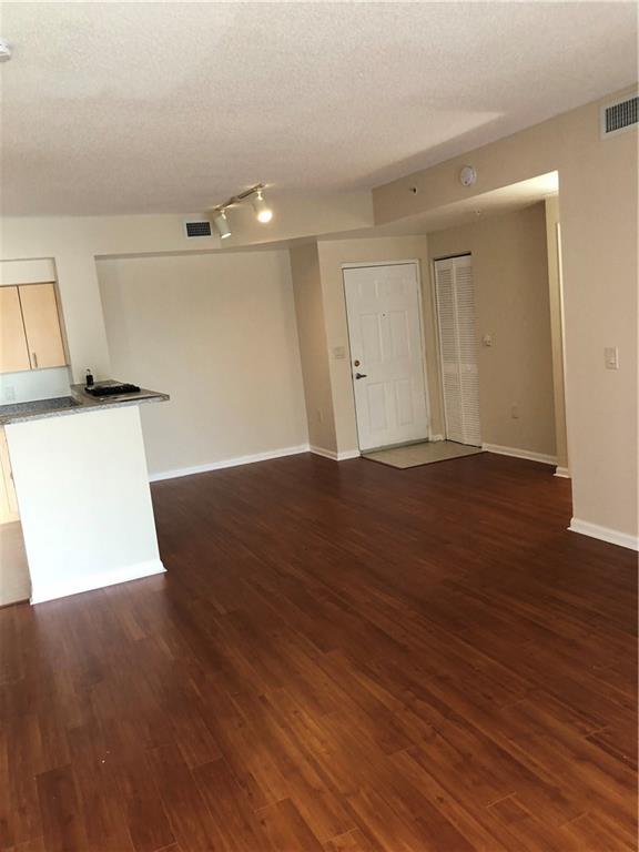 El-Ad Nob Hill Condo - Residential Lease