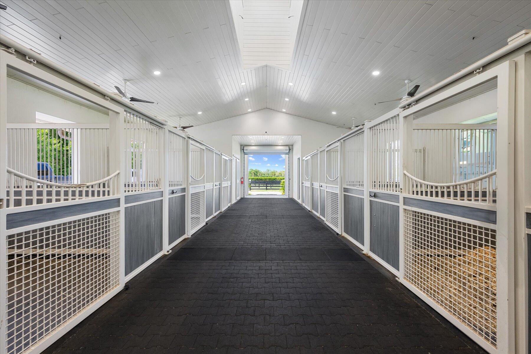 Properties 15450 Estancia Lane