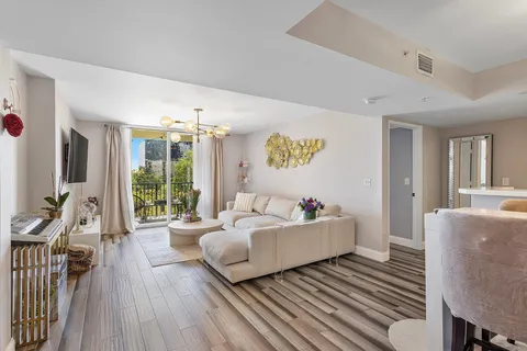 520 SE 5th Avenue Unit 1305, Fort Lauderdale, FL MLS: R11071134