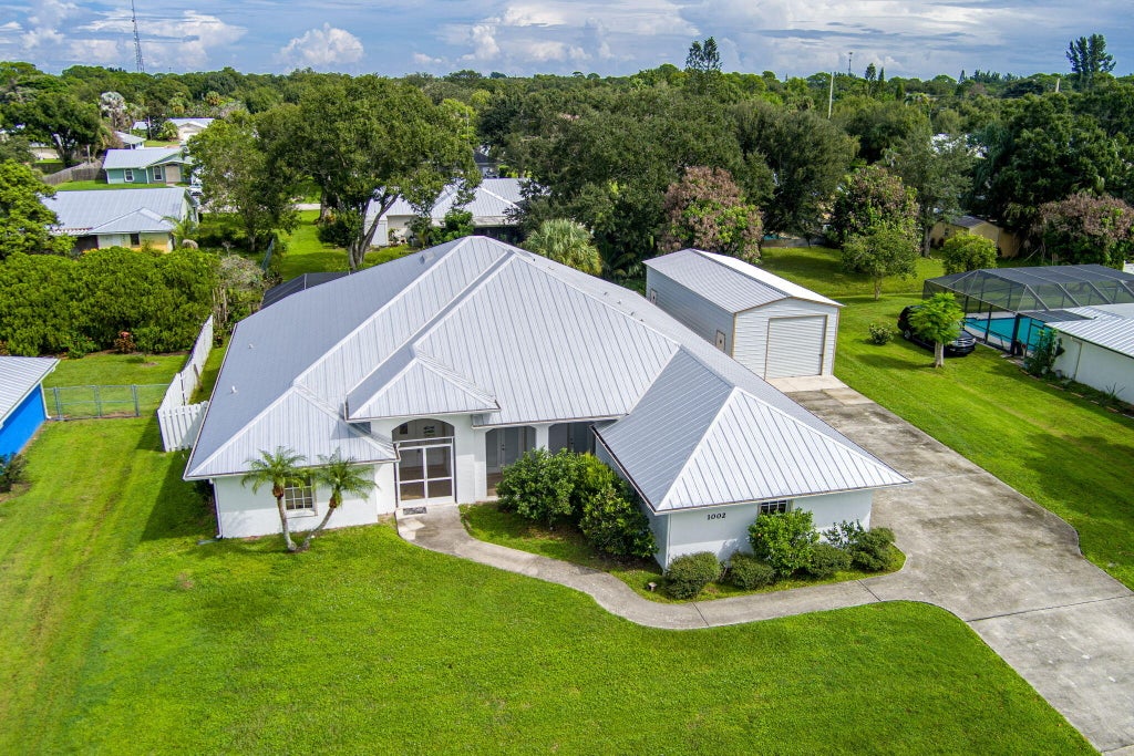 Photo of 1002 Ibis Avenue, Fort Pierce, FL 34982 (MLS # B26079844)