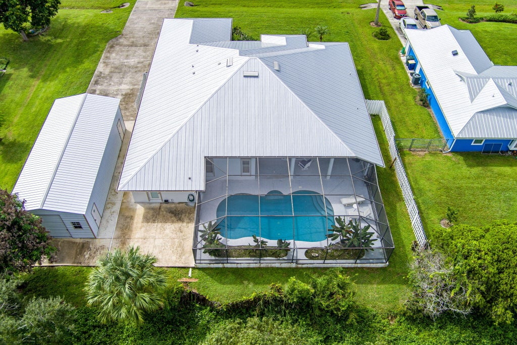 Photo of 1002 Ibis Avenue, Fort Pierce, FL 34982 (MLS # B26079844)