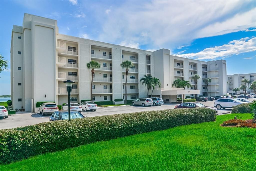 Photo of 200 Intracoastal Place #405, Tequesta, FL 33469 (MLS # R10685180)