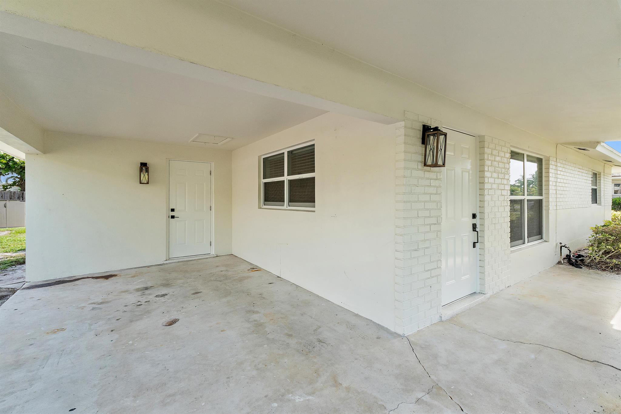 9 Windsor Road E