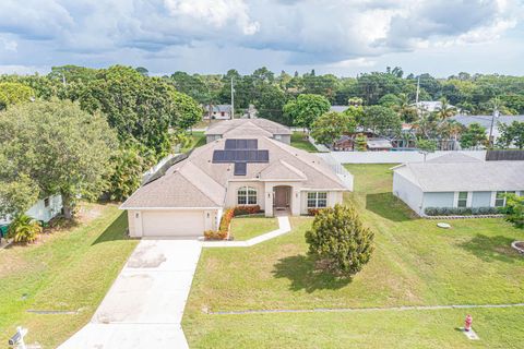 A home in Port St Lucie