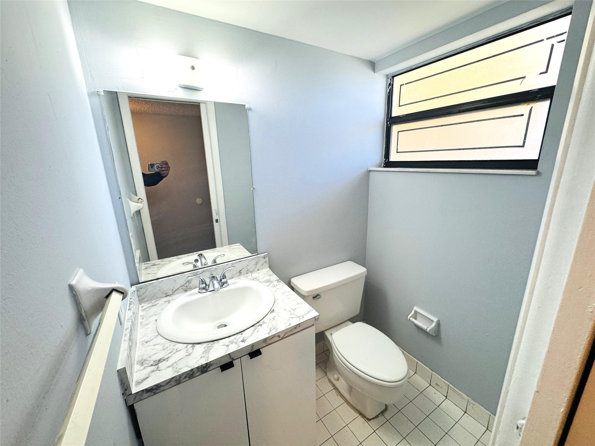 650 NE 149th St F503