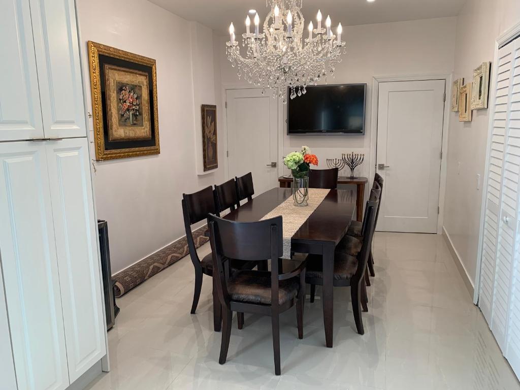 3790 Piedmont Street 3790