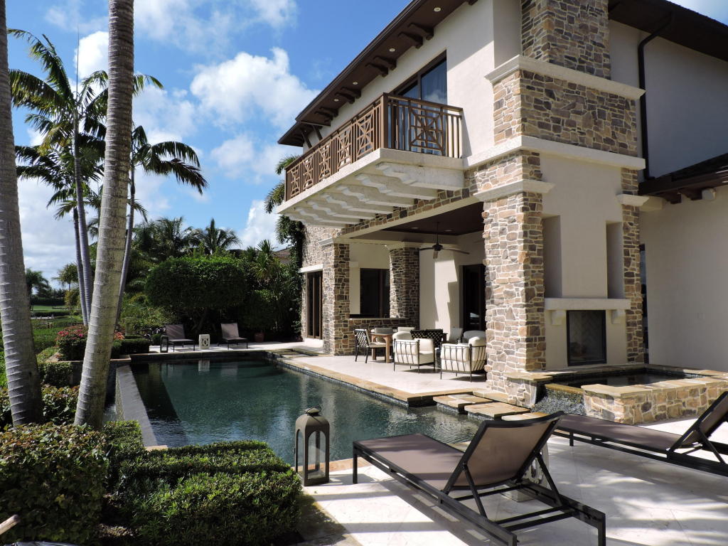 ADMIRALS COVE - Residential