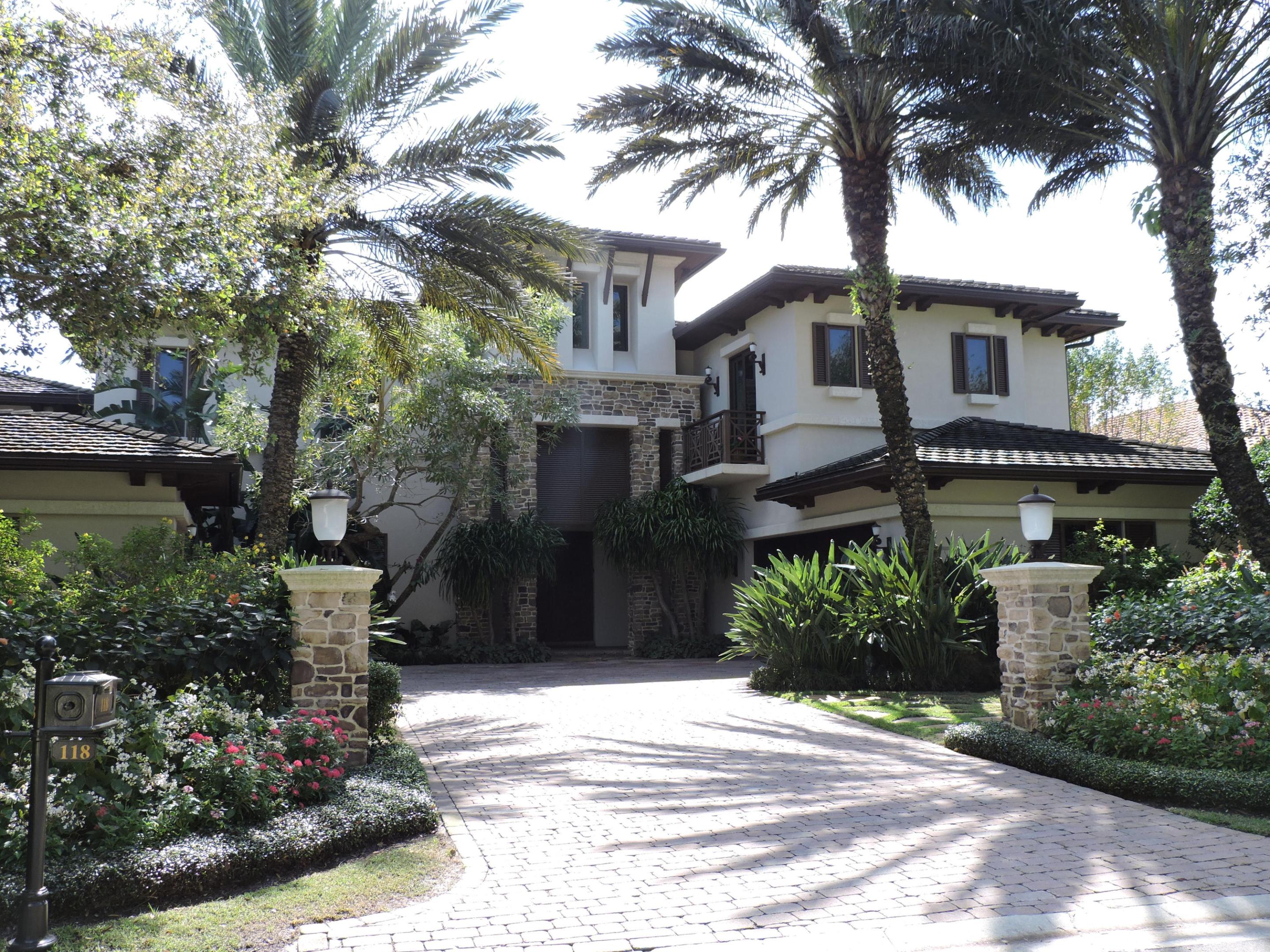 ADMIRALS COVE - Residential
