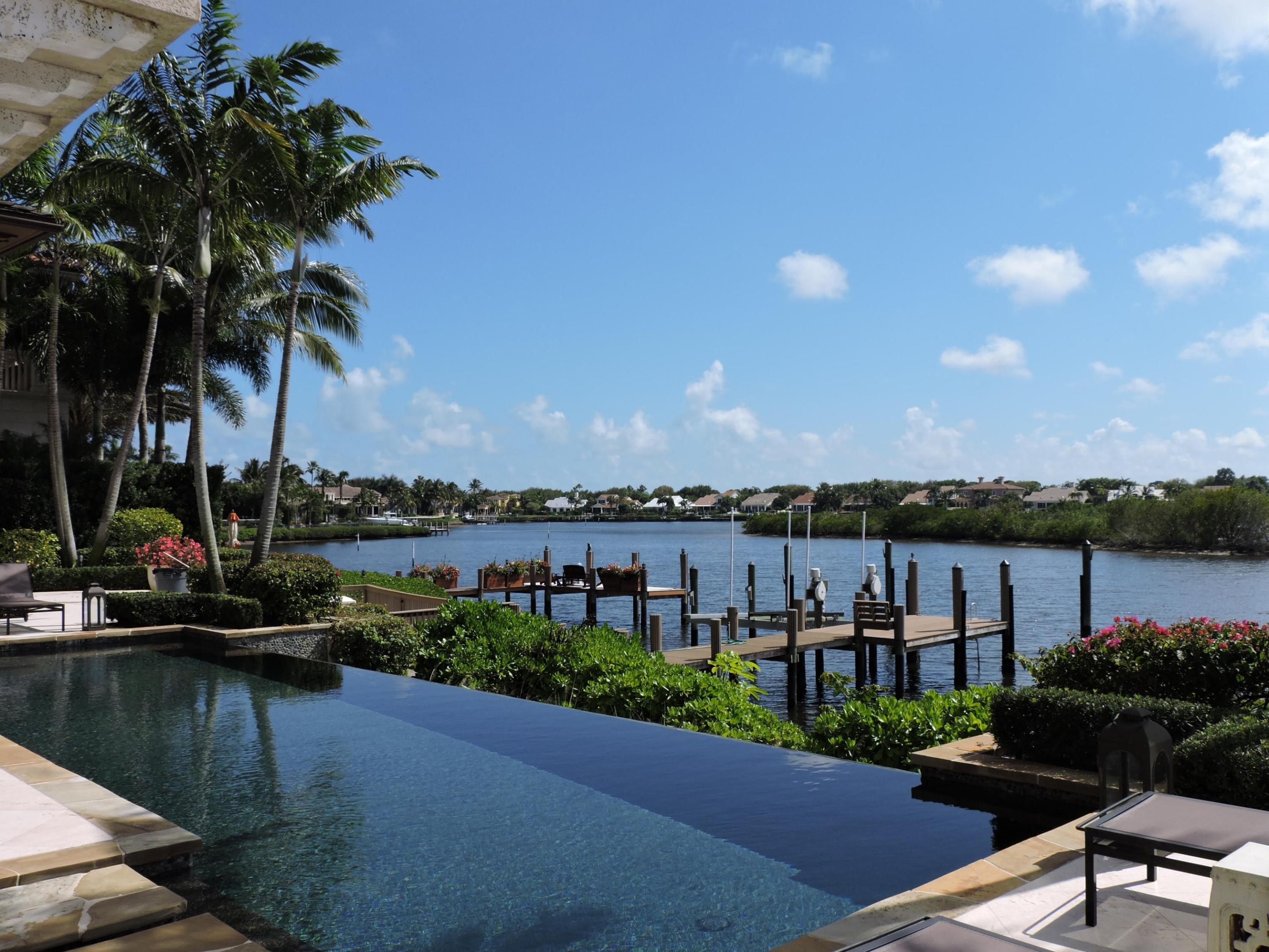 ADMIRALS COVE - Residential