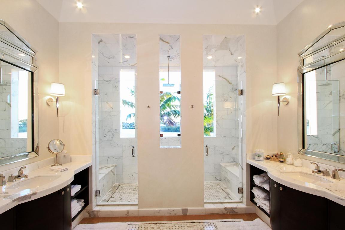 ADMIRALS COVE - Residential