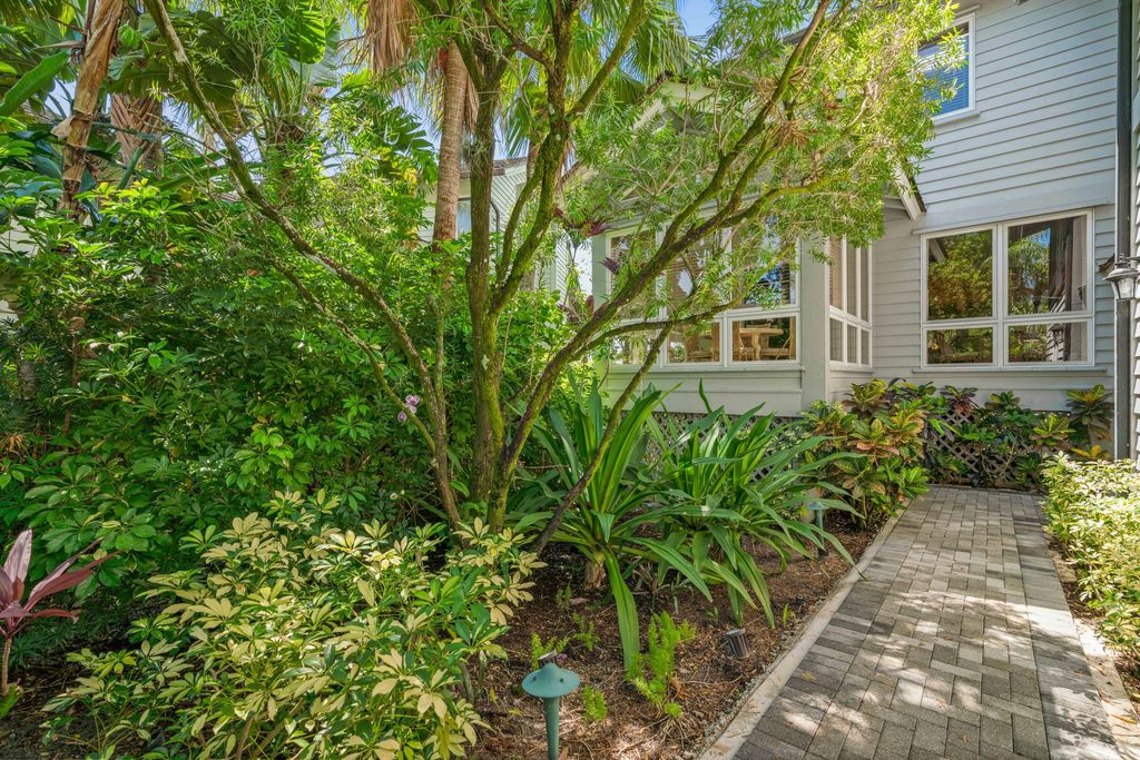 Photo of 7585 SE Jamaican Court, Hobe Sound, FL 33455 (MLS # R10986269)