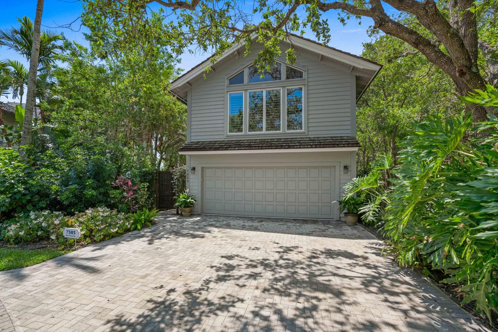 Photo of 7585 SE Jamaican Court, Hobe Sound, FL 33455 (MLS # R10986269)
