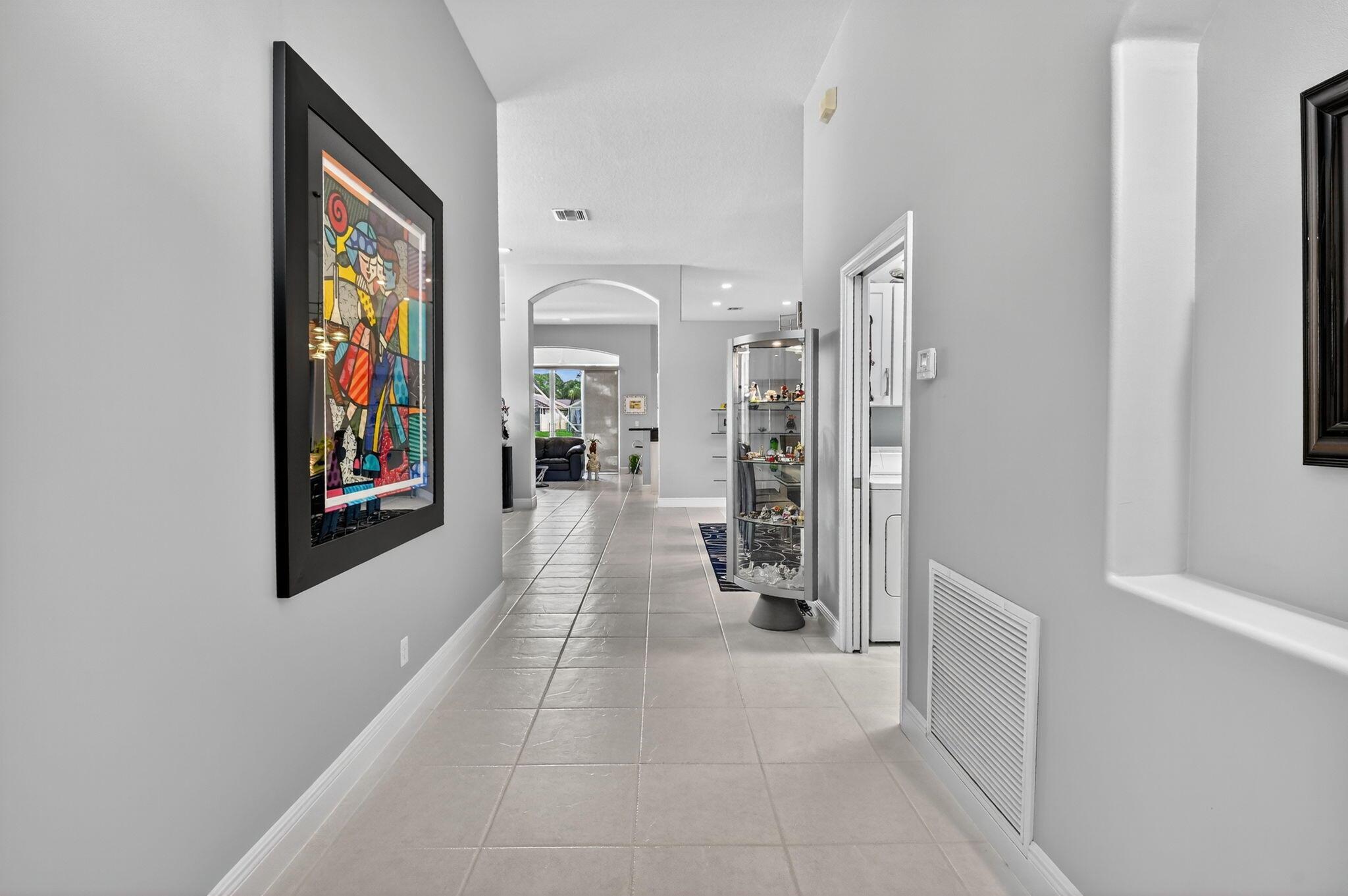7123 Demedici Circle