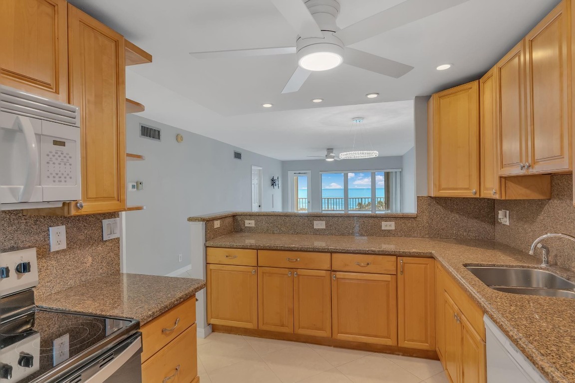 750 N Ocean Boulevard 408