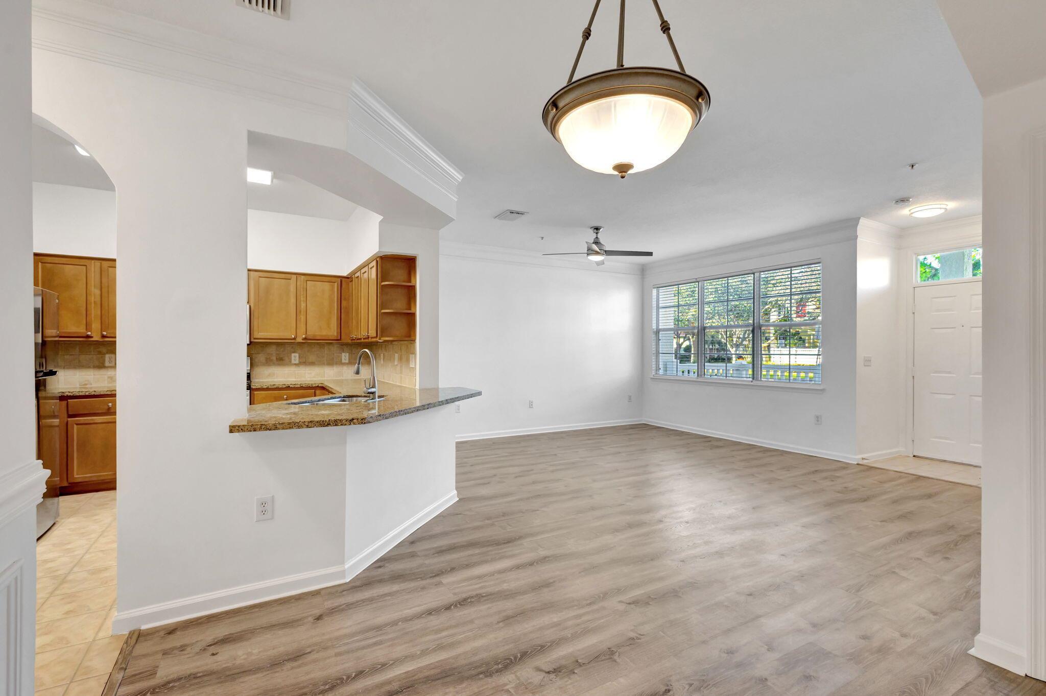 826 Dakota Drive 102