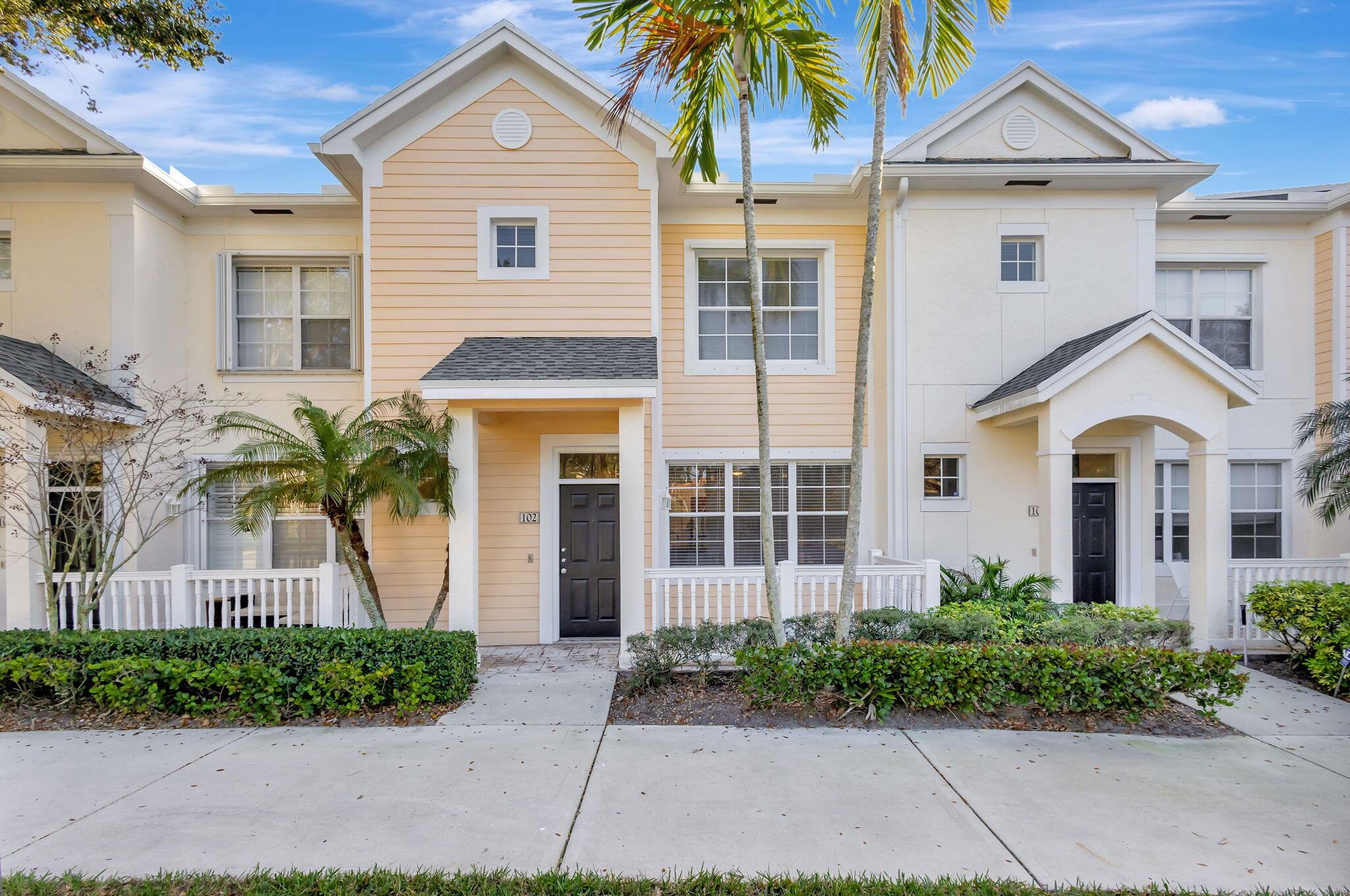 826 Dakota Drive 102