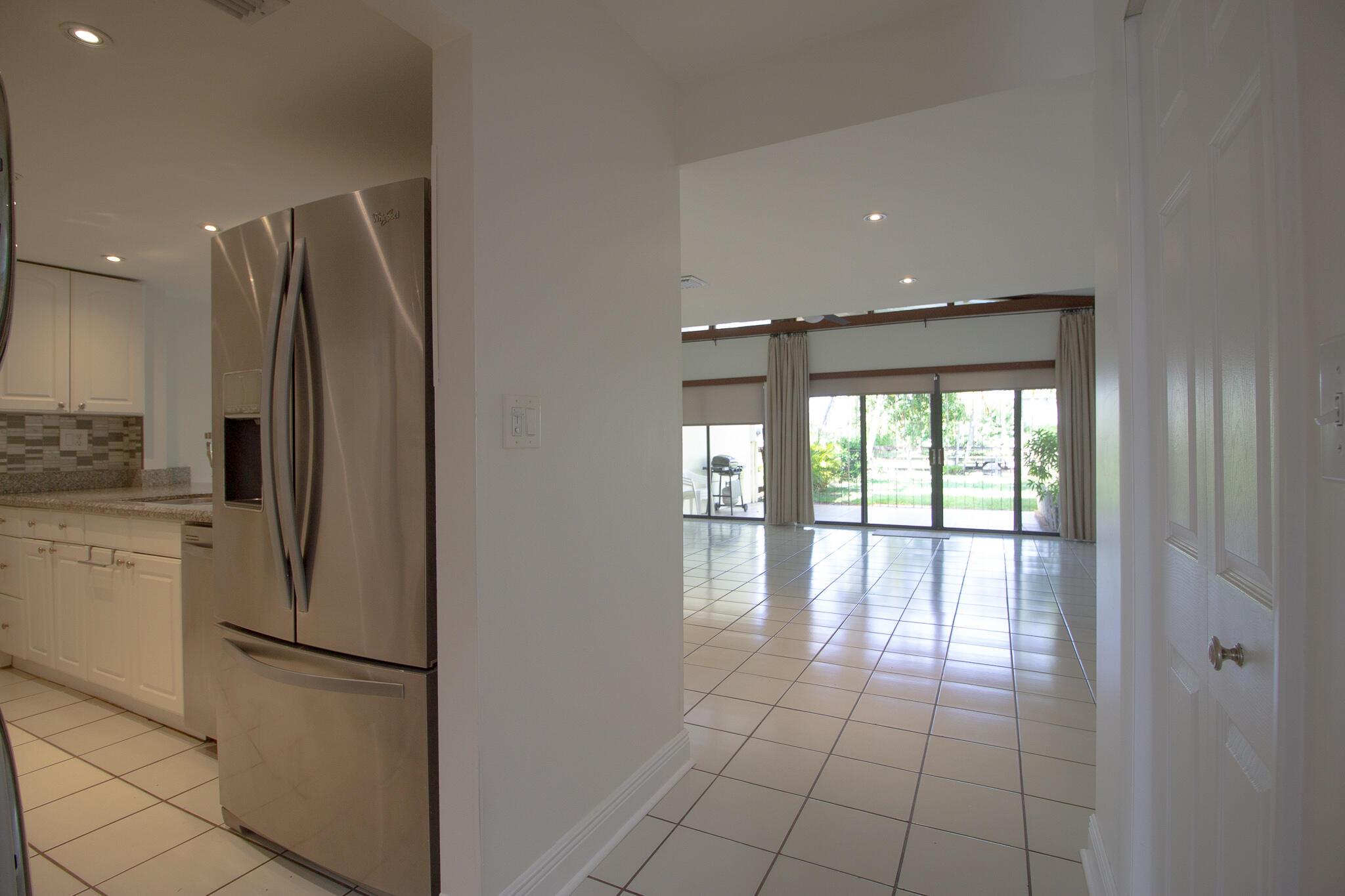 SOUTH SHORE 4 OF WELLINGT - Residential Lease