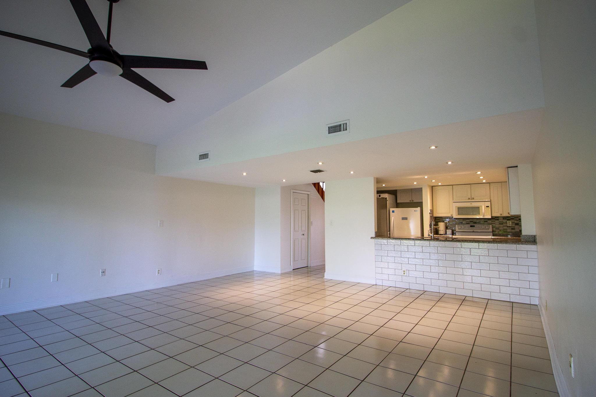 SOUTH SHORE 4 OF WELLINGT - Residential Lease