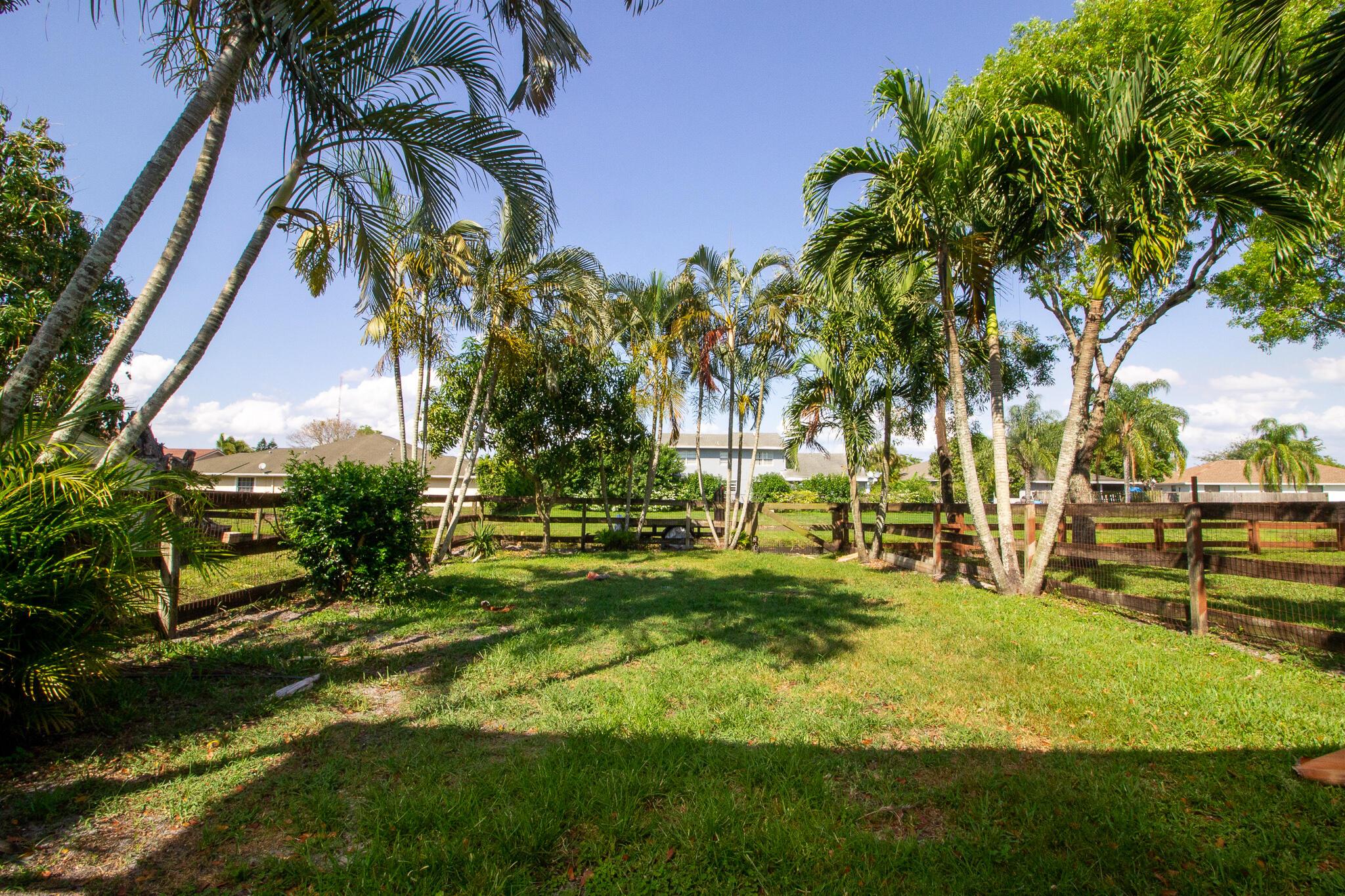 SOUTH SHORE 4 OF WELLINGT - Residential Lease
