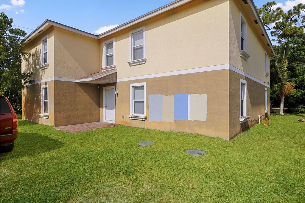 Photo of 2210 S 34th Street #6, Fort Pierce, FL 34947 (MLS # F10443096)