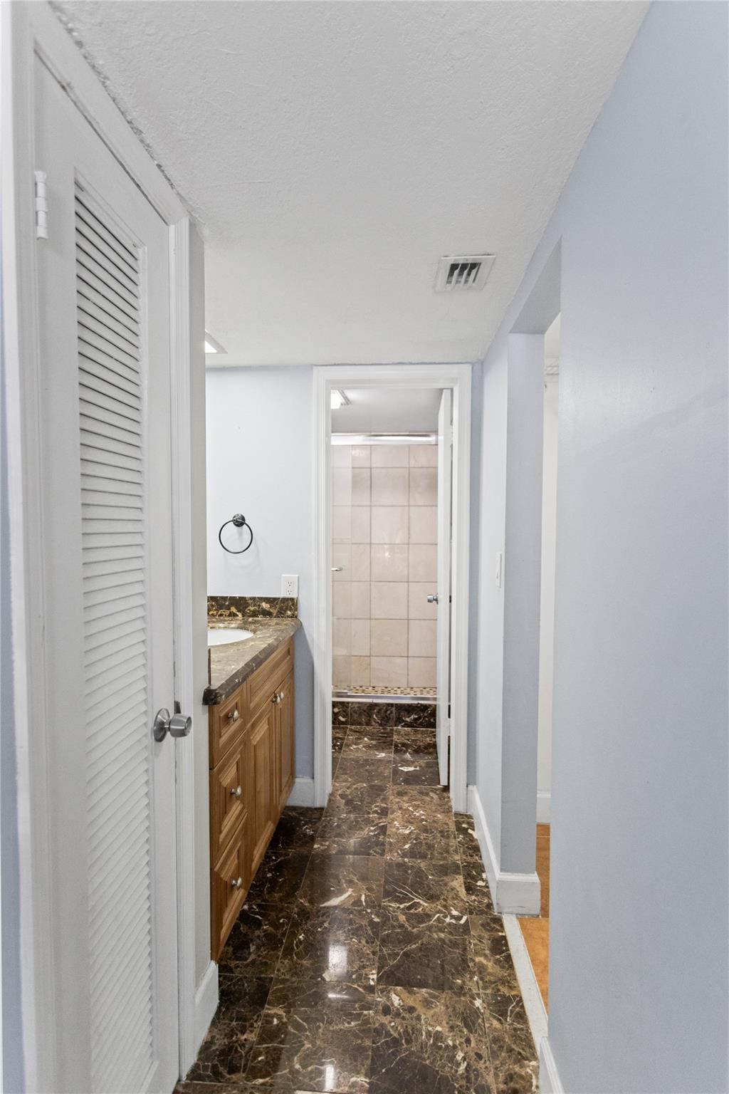 Cypress Bend I-B & I-C Co - Residential Lease