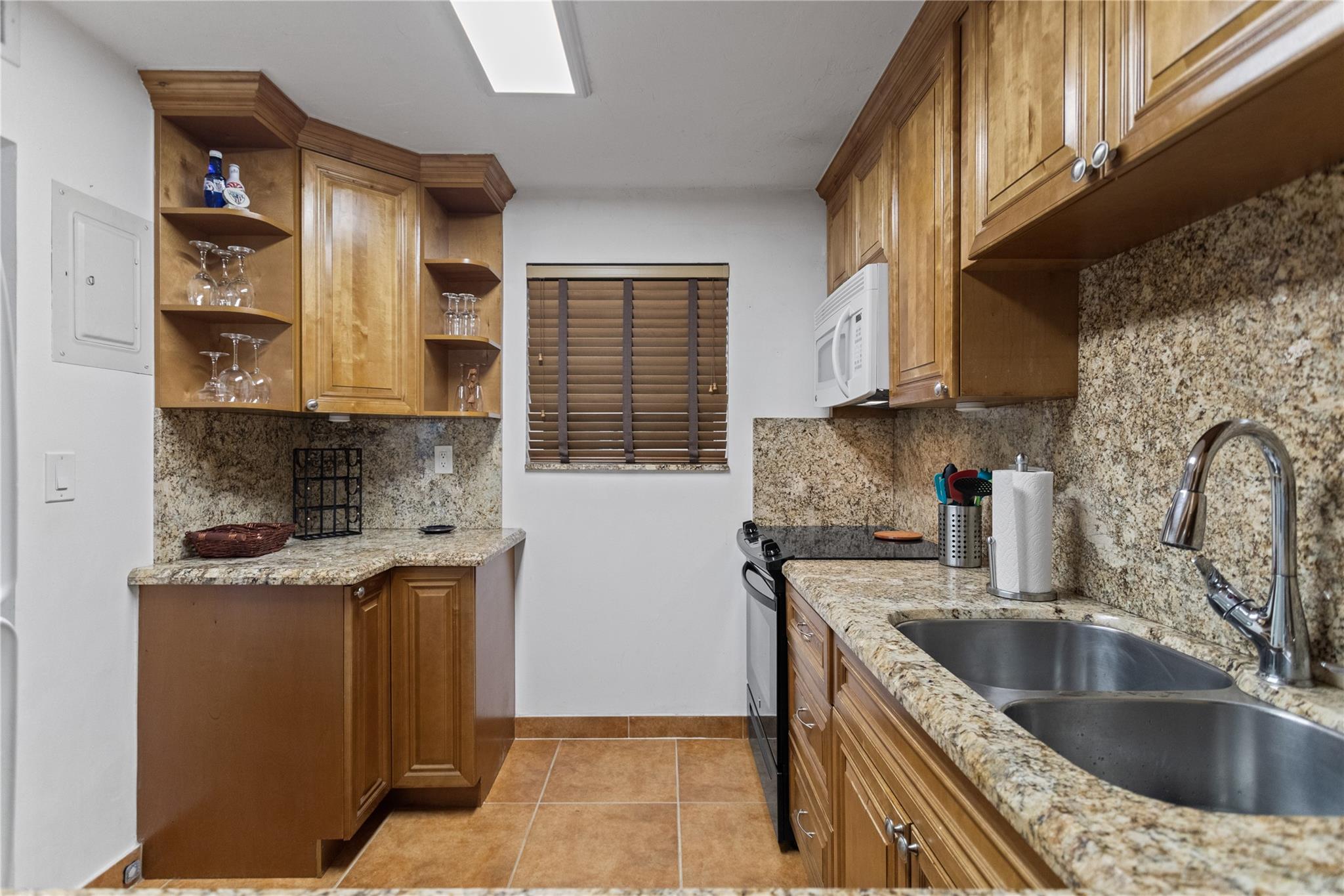 Cypress Bend I-B & I-C Co - Residential Lease