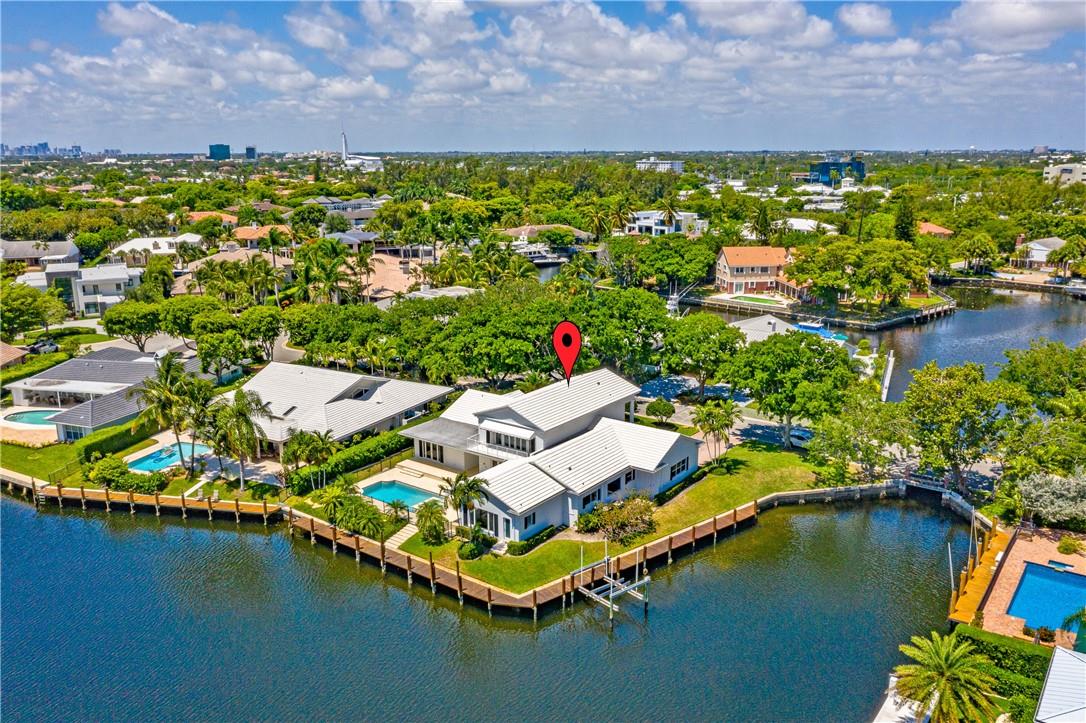 BAY COLONY - Residential