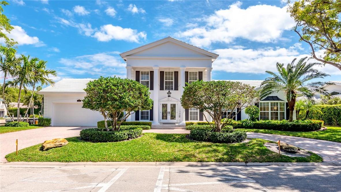 2 COMPASS LN