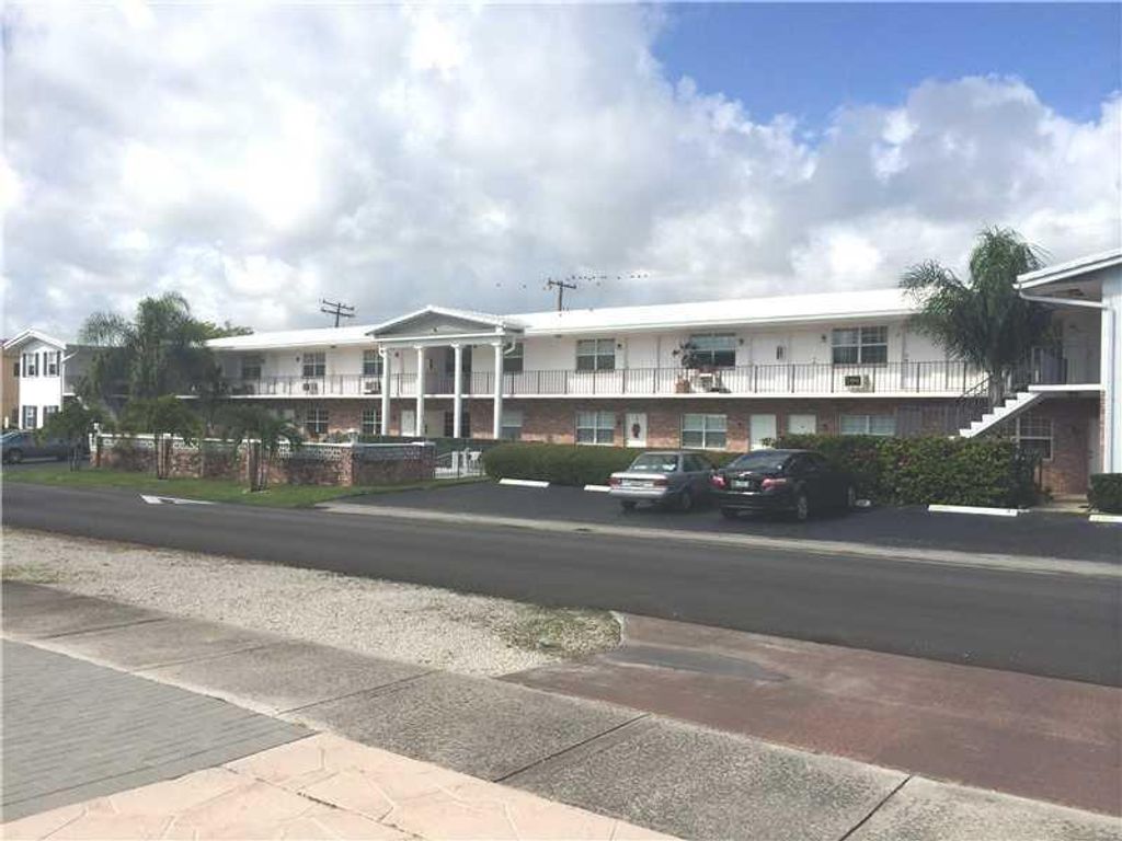 Photo of 2701 Middle River Drive #19, Fort Lauderdale, FL 33306 (MLS # B26015934)