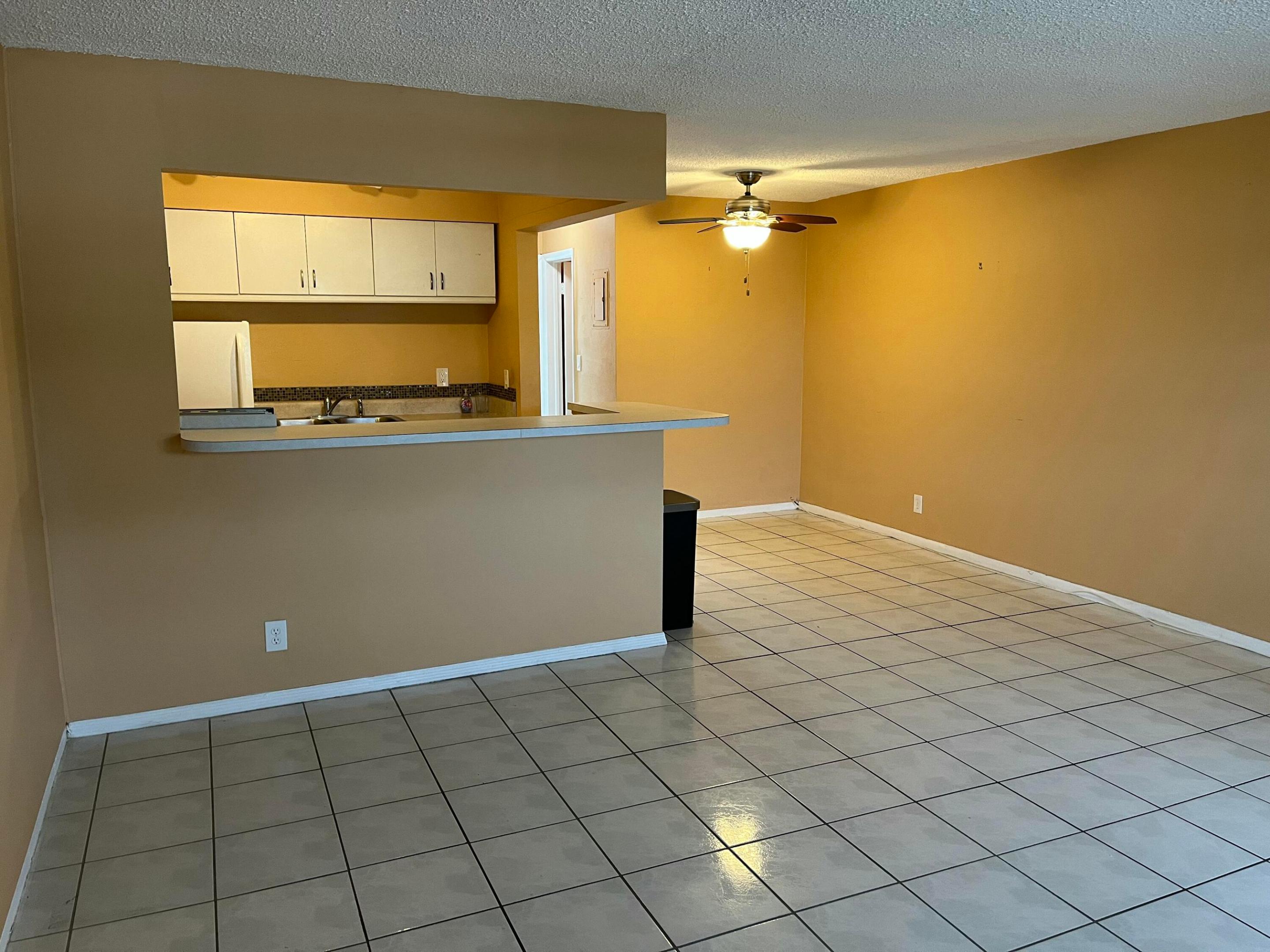 PARK RIDGE NORTH APTS CONDO - Residential