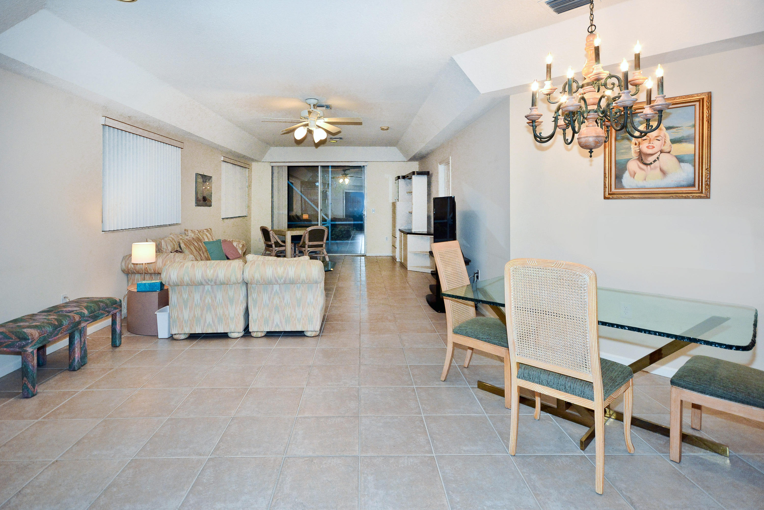 Coral Lakes - Residential